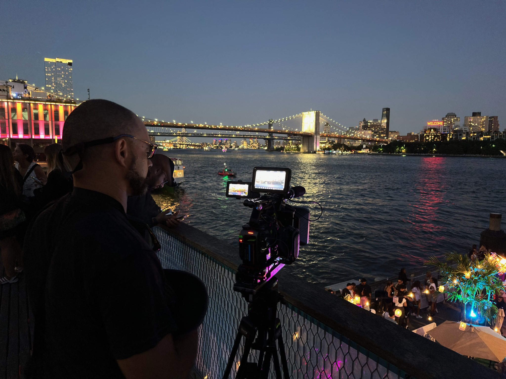 Night camera work in New York for Hijos del Fin del Mundo