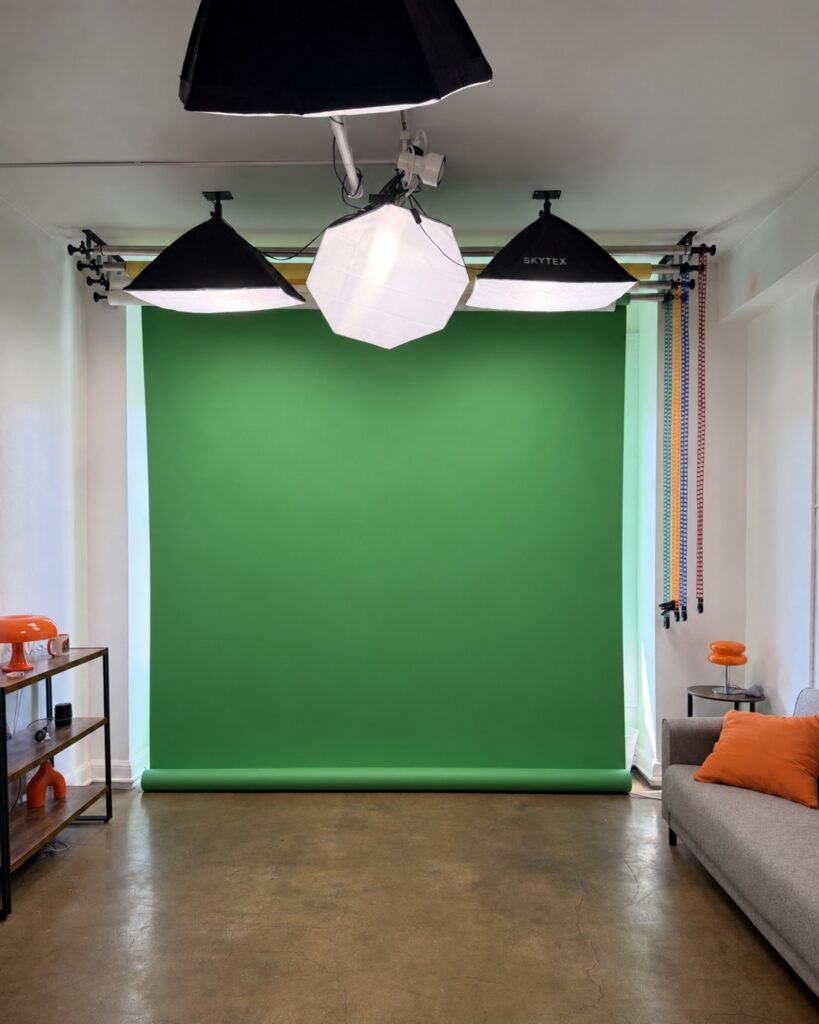 Burrito Studio in Downtown LA: pre-lit green screen with ceiling lighting grid